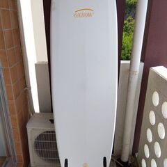 oxbow taheの7.6ftのサーフボードです
