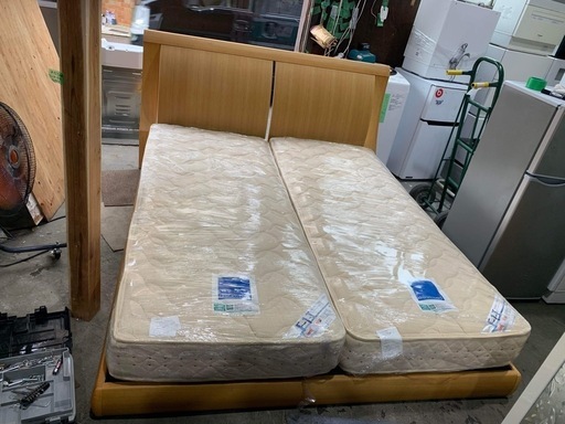 綺麗なクインダブルベッドセット(set queen bed)