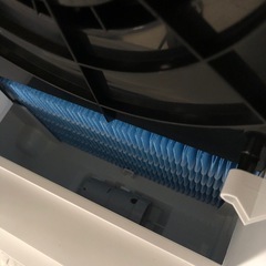 ほぼ未使用 シャープ 加湿空気清浄機 KI-HS40-W  フィルター未使用 2018年