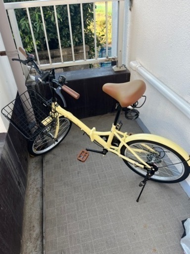 最終値下げ　ほぼ新品　20インチ　折りたたみ自転車　変速付き