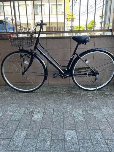 リサイクルショップどりーむ荒田店 No1426 自転車　２７インチ　LEDライト付き　シティサイクル　シンプルなフラットハンドル♪　乗りやすい♪