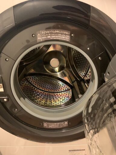 美品　ドラム式洗濯機