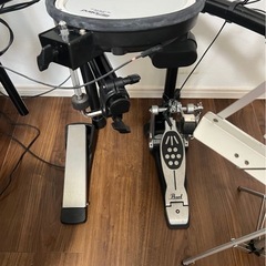 ローランドTD1DMK電子ドラムとアンプ
