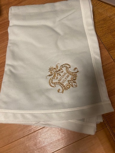軽いあったかシルク毛布
