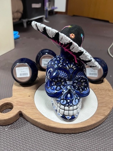 メキシコ　メキシカン　中南米　インテリア　ガイコツ　カラフル　酒　テキーラ　花柄