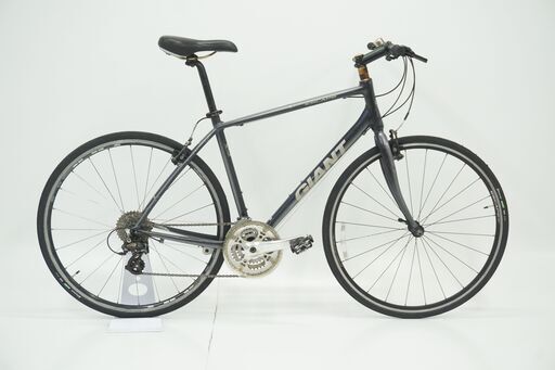 GIANT 「ジャイアント」 ESCAPE R3 2016年モデル クロスバイク