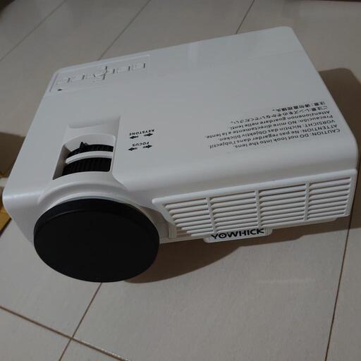 新品同様のホームプロジェクター