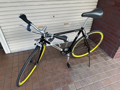 700ｃ　シングルスピードピストバイク　ブラック