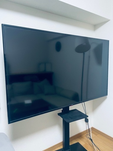 【ほぼ新品】4K65型テレビ 　スタンド付属