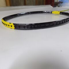 ☆バドミントンラケット　YONEX　ナノフレア1000Z　4U5　中古
