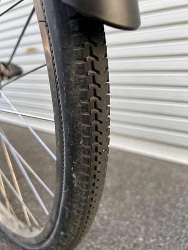 レンタサイクル店で使用していた自転車。Panasonic エーガールズ