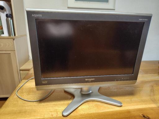 SHARP AQUOS 20型液晶テレビ