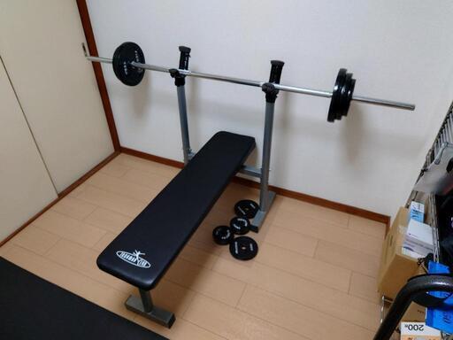 折りたたみ式ベンチプレス