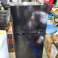 冷蔵庫 128L 2022年製 YAMAZEN PJKFR-D130 ブラック 黒 2ドア 右開き