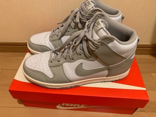 美品　NIKE DUNK Hi