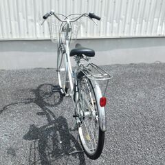 中古自転車多数販売中!　安い自転車は大丈夫？という方　是非ご来店ください!　PUNC TOUGH　シティサイクル　26インチ　シルバー　内装3段　Panasonicオートライト　お買い物に便利!!　売れてます!　早い者勝ち!　外観状態は全体的に極めて良好と思います!　m41