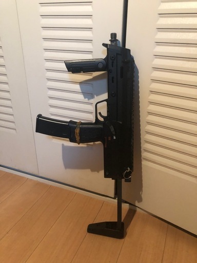 東京マルイ　電動ガン　MP7