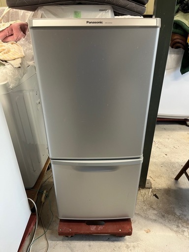 2017年製Panasonicノンフロン2ドア冷蔵庫138L/シルバー/配送設置可能