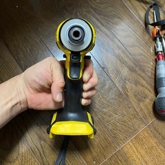 ④マキタ　インパクトドライバー　TD 173D 本体のみ