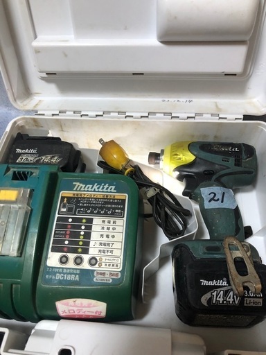マキタ14vインパクトTD135D中古品