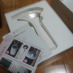 原価の半額！ほぼ新品約20万ショット家庭用脱毛器