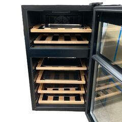 【通電確認済み】 ビズライフ PlusQ/プラスキュー 家庭用 ワインセラー 木製棚 24本収納 電源100V BWC-024P 基本引き取り限定 神奈川県横須賀市 通電確認済み】 ビズライフ PlusQ/プラスキュー 家庭用 ワインセラー