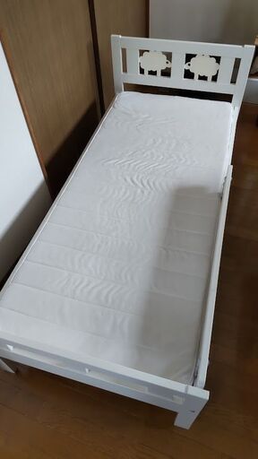 イケアの子ども用ベッド