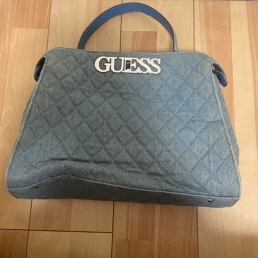 GUESSカバン