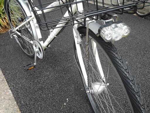 中古自転車3217 前後タイヤ新品！ クロスバイク 700×35C 6段