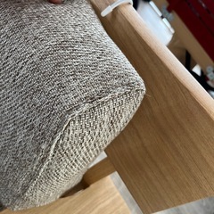 北欧風のナチュラルなソファー　3人がけ