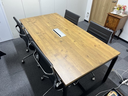 【4人用 会議セット】メティオ2.0 古木調 ミーティングテーブル 1800×900 + デザイナーズチェア ローバック 【4脚セット】