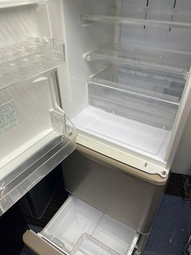 2013年製 SHARP シャープ どっちもドア 350L冷蔵庫 日本製 SJ-WA35X-S 配送
