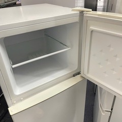 北九州市内配送無料　保証付き MAXZEN JR118ML01WH ホワイト [冷蔵庫 (118L・右開き)]