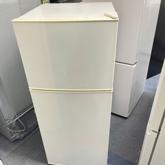 北九州市内配送無料　保証付き MAXZEN JR118ML01WH ホワイト [冷蔵庫 (118L・右開き)]