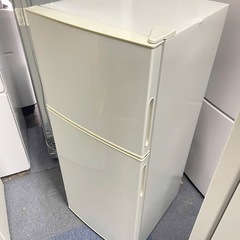 北九州市内配送無料　保証付き MAXZEN JR118ML01WH ホワイト [冷蔵庫 (118L・右開き)]