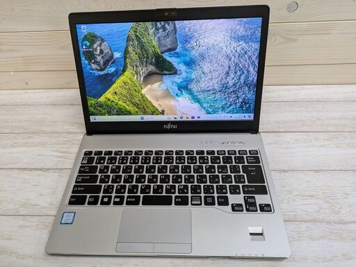 【快適8世代CPU！】LIFEBOOK S938/V i5/8GB/128GB