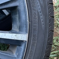 ヨコハマタイヤ　ホイール　19インチ