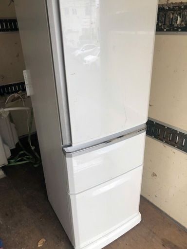 NO 403 福岡市内配送設置無料✨ MR-C34C-W 冷蔵庫 パールホワイト [335L /3ドア /右開きタイプ]