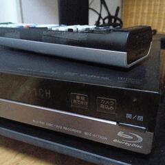 Hisence 43インチテレビ 【テレビ台付】