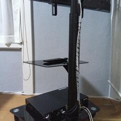 Hisence 43インチテレビ 【テレビ台付】