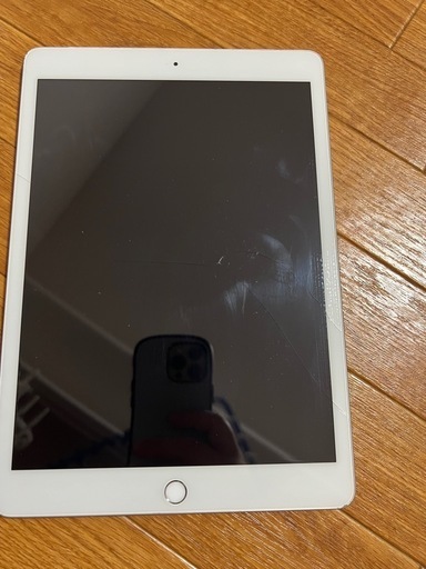 第7世代iPad（画面割れ）訳あり