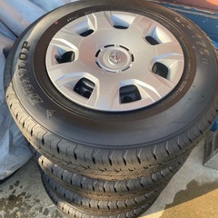 ハイエース純正タイヤ&スチールホイール