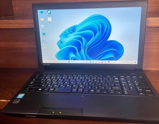 東芝ノートPC　Windows11pro 64bit　Corei5 SSD 256GB メモリ8GB office365付き