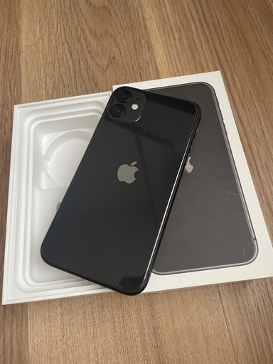 美品！iPhone11