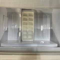 大阪送料無料★3か月保障付き★冷蔵庫★2020年★シャープ★137L★SJ-D14F-W★R-379