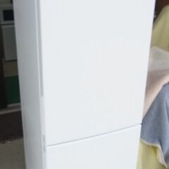 2024年製 マクスゼン 2ドア冷凍冷蔵庫 JR157ML01WH