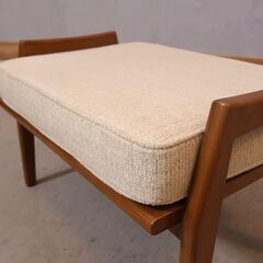 ACME FURNITURE(アクメファニチャー)のDELMAR(デルマー) オットマン 