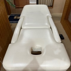 タカラベルモント エステマッサージ電動ベッド