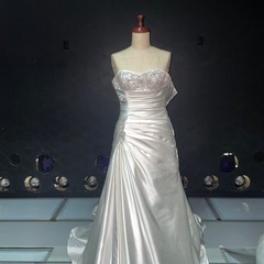 パーティードレス、ウェディングドレス