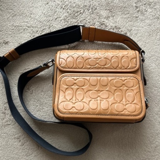 coach ショルダーバッグ　メンズ　レディース